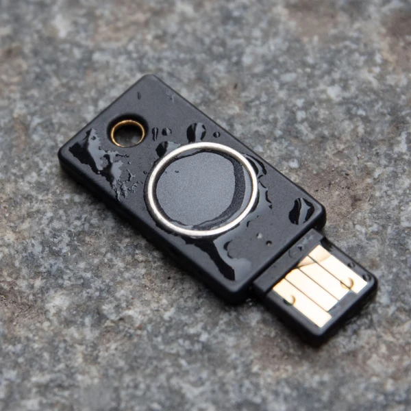 מפתח אבטחה ואימות YubiKey Bio | FIDO Edition – תמונה 5