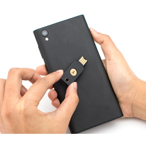 מפתח אבטחה ואימות YubiKey | 5 NFC – תמונה 3